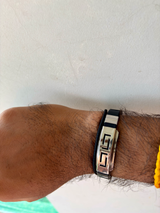 Phone hanging safely from the PHLOOP Active Silicone wrist tether with an open hand